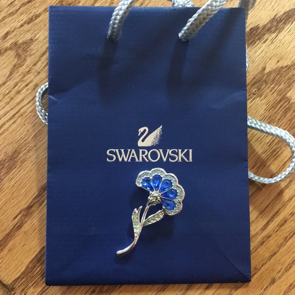 Authentic Swarovski Crystal Pin - Picture 6 of 7